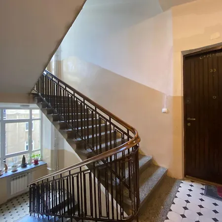 Mieszkanie W Centrum Warszawy Ulica Sienna